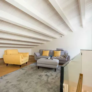 https://magione-apartment-with-terrace-by-wonderful-italy.sicilyhotelsitaly.net
